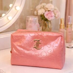 NWT Juicy Couture Pearlized Iridescent Heart Cosmetics Toiletries Bag